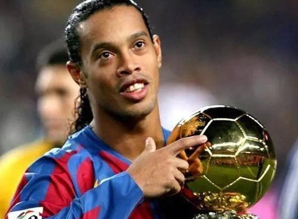 随着乒乓球 随着乒乓球