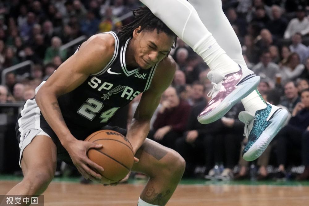 不仅在场上 不仅在场上